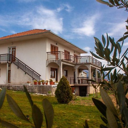 Apartment Juric Kastel Novi Bagian luar foto