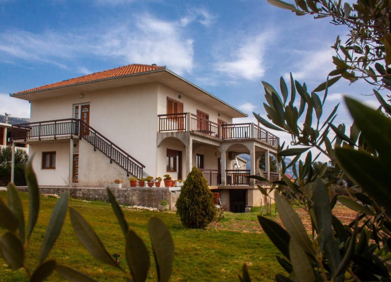 Apartment Juric Kastel Novi Bagian luar foto