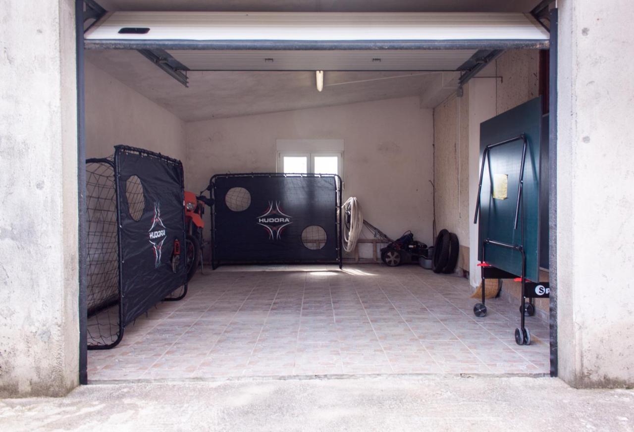 Apartment Juric Kastel Novi Bagian luar foto
