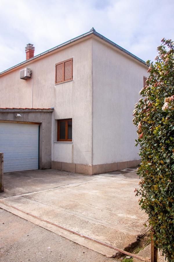 Apartment Juric Kastel Novi Bagian luar foto
